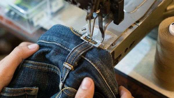Có mấy loại chỉ may quần jeans? Cách chọn chỉ may phù hợp
