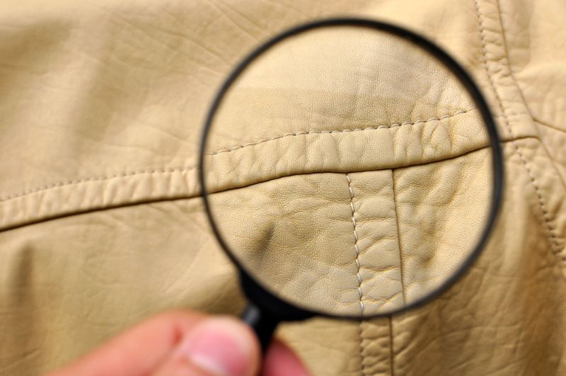 Việc kiểm hàng đóng vai trò quan trọng trong sản xuất hàng may mặc