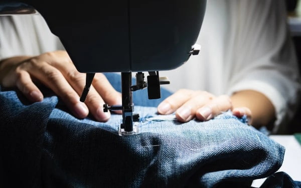 Cách chọn chỉ may quần jean phù hợp