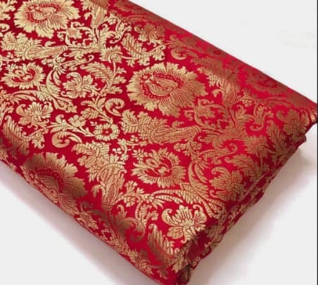 Hoa văn nào phù hợp với váy cưới?