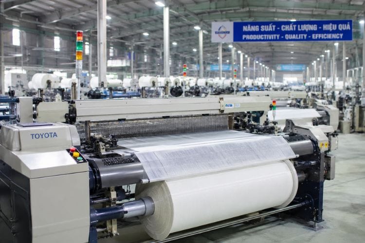 Máy dệt không thoi hiện đại có tốc độ cao, năng suất lớn và chất lượng ổn định