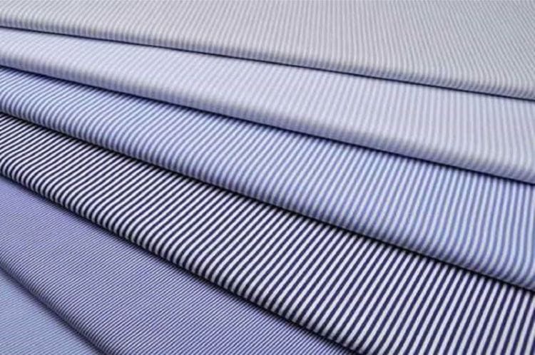Vải dệt thoi được tạo từ hệ sợi dọc và sợi ngang đan vuông góc